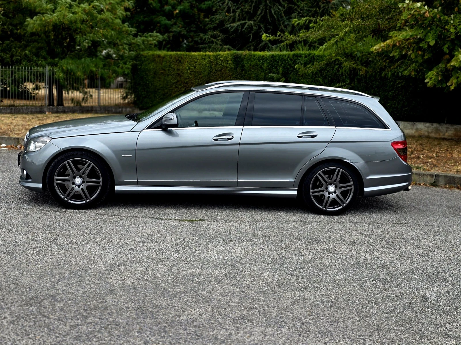 Mercedes-Benz C 320 CDI, снимка 4 - Автомобили и джипове - 56271641