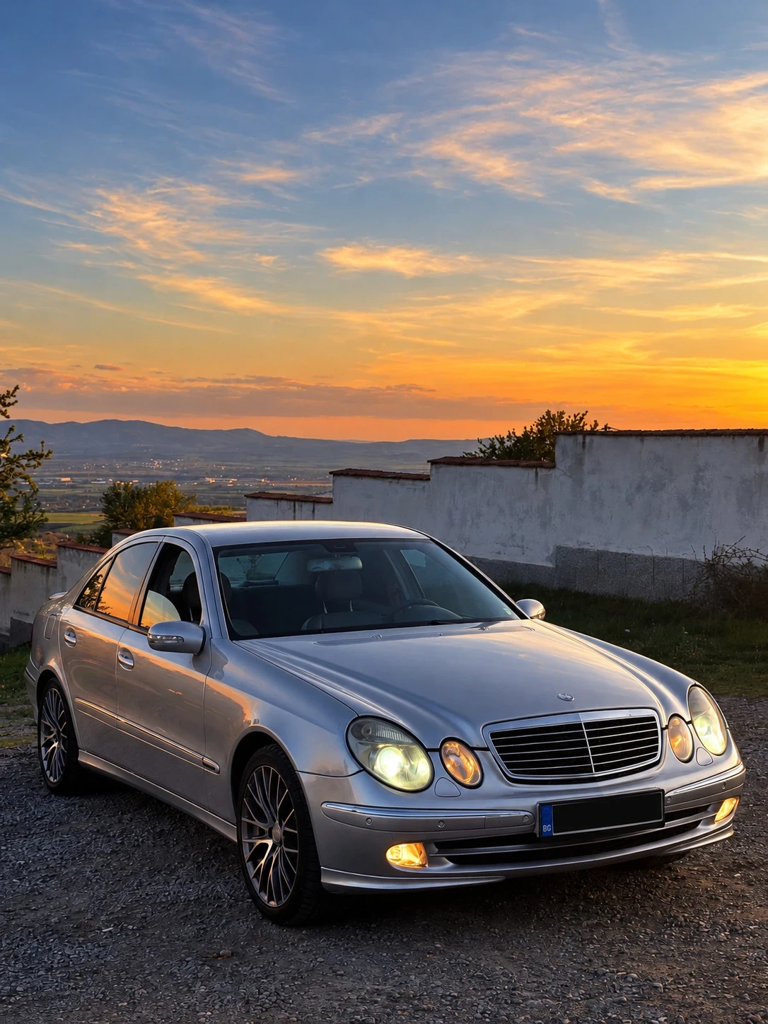 Mercedes-Benz E 240