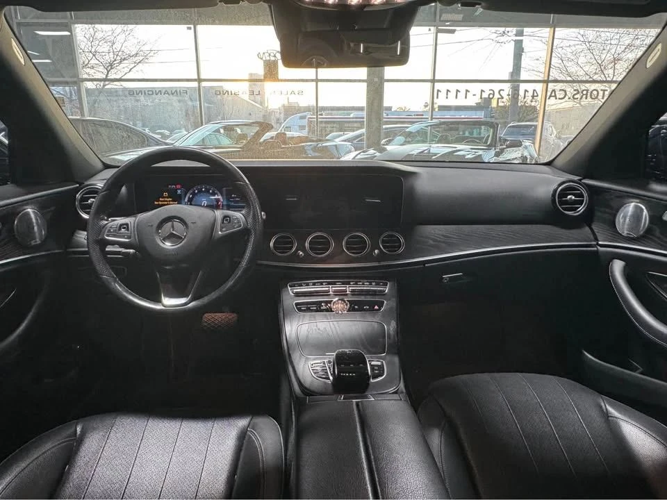 Mercedes-Benz E 300, снимка 9 - Автомобили и джипове - 56723794