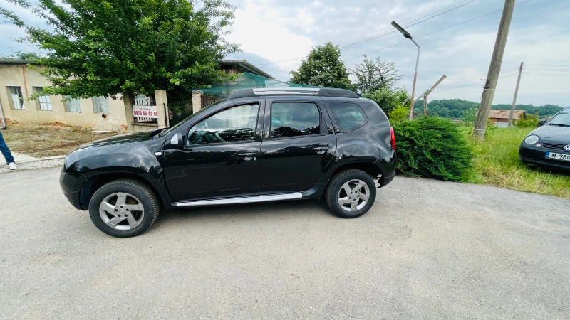 Dacia Duster 1, 6 бензин-газ, снимка 2 - Автомобили и джипове - 47120241