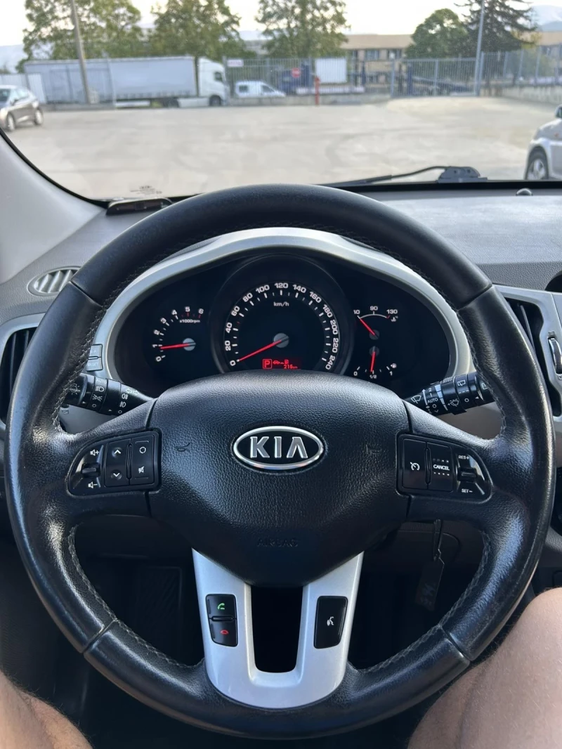 Kia Sportage 2.0CRDI 136ps, 4x4, 143000км!!!, снимка 9 - Автомобили и джипове - 47590156