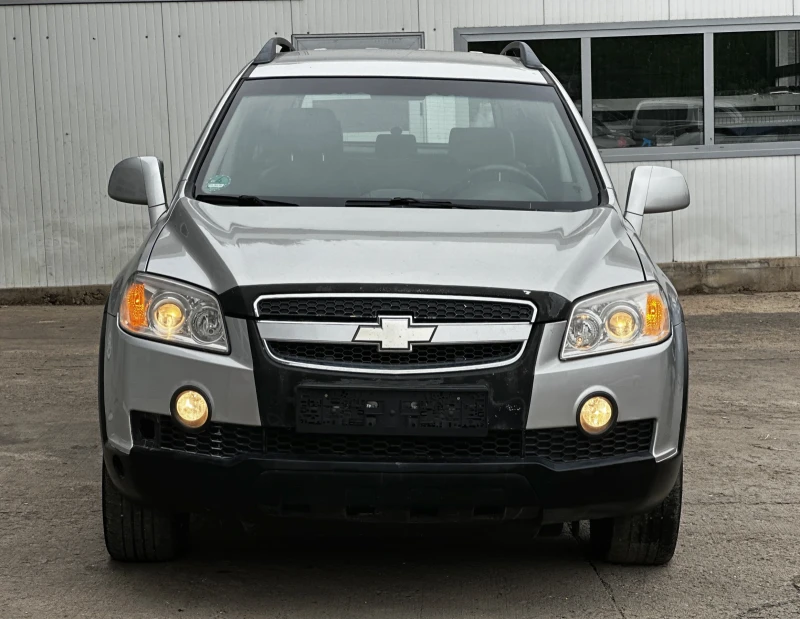 Chevrolet Captiva 2.4i КОЖА, снимка 2 - Автомобили и джипове - 51890717