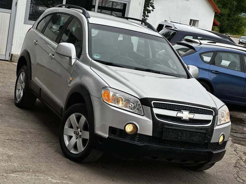 Chevrolet Captiva 2.4i КОЖА, снимка 3 - Автомобили и джипове - 51890717