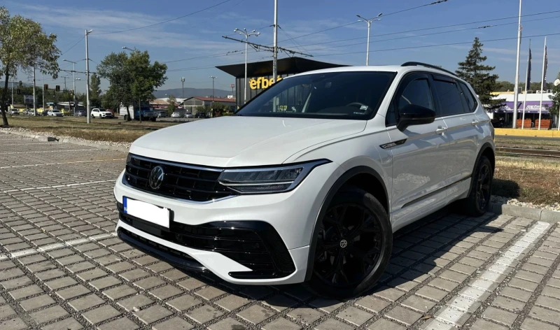 VW Tiguan 2.0 TSI 4x4 R-LINE All Space, снимка 3 - Автомобили и джипове - 52095809
