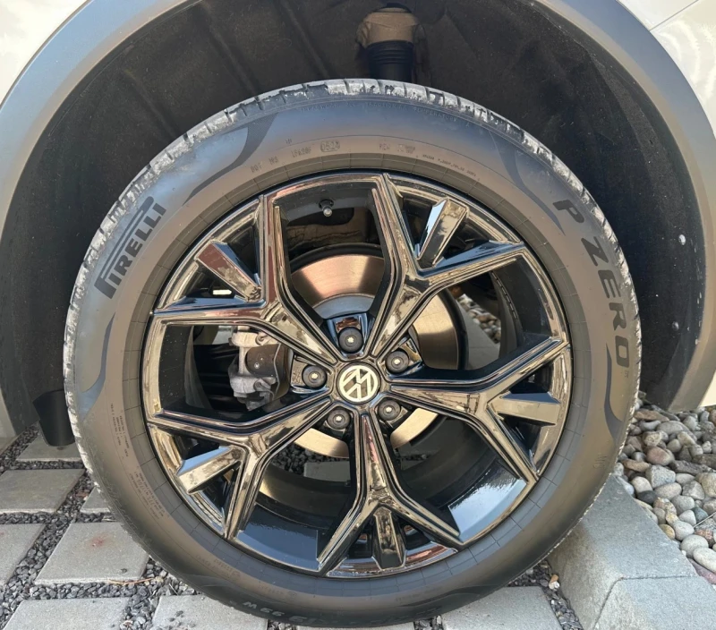 VW Tiguan 2.0 TSI 4x4 R-LINE All Space, снимка 14 - Автомобили и джипове - 52095809