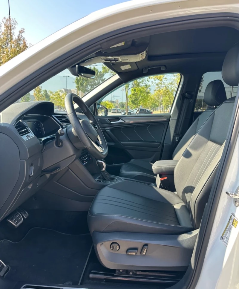 VW Tiguan 2.0 TSI 4x4 R-LINE All Space, снимка 9 - Автомобили и джипове - 52095809