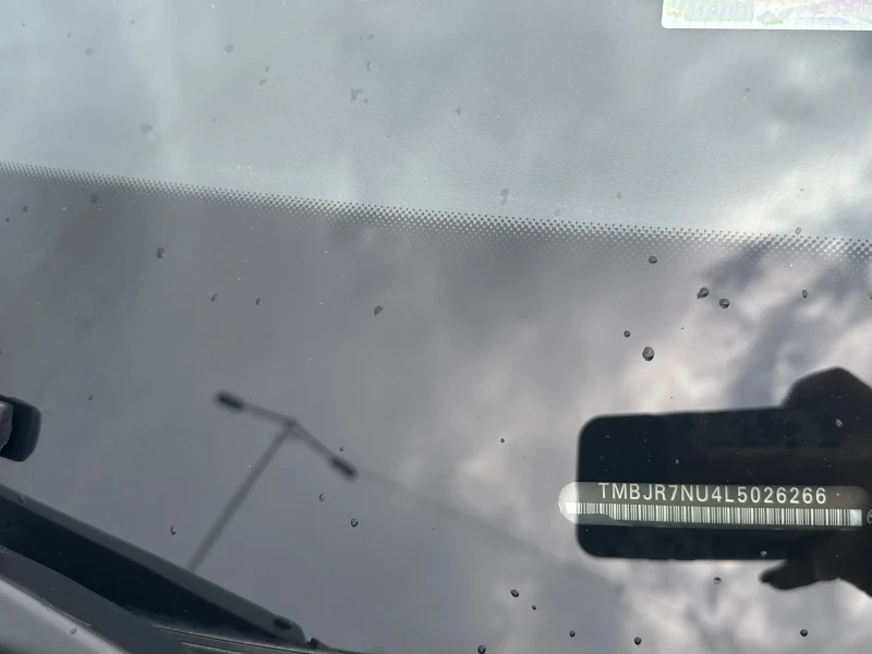 Skoda Karoq, снимка 12 - Автомобили и джипове - 52165190