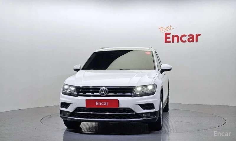 VW Tiguan, снимка 3 - Автомобили и джипове - 52322795