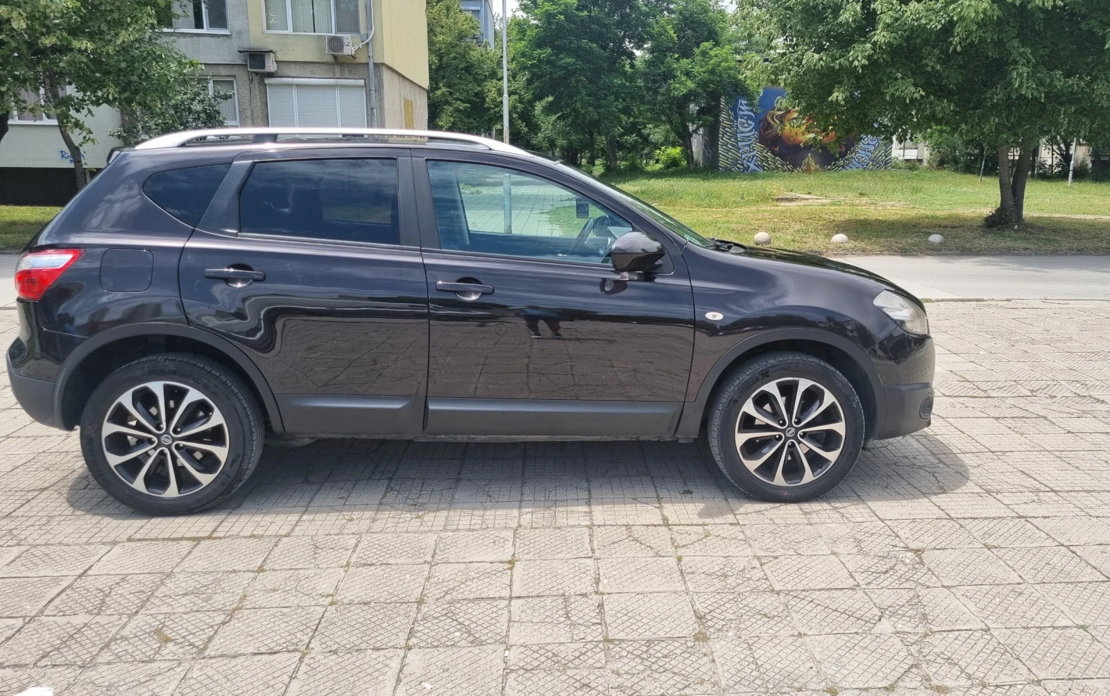 Nissan Qashqai 2.0DCI/TEKNA/PANO/4x4/AVTOMAT - изображение 4