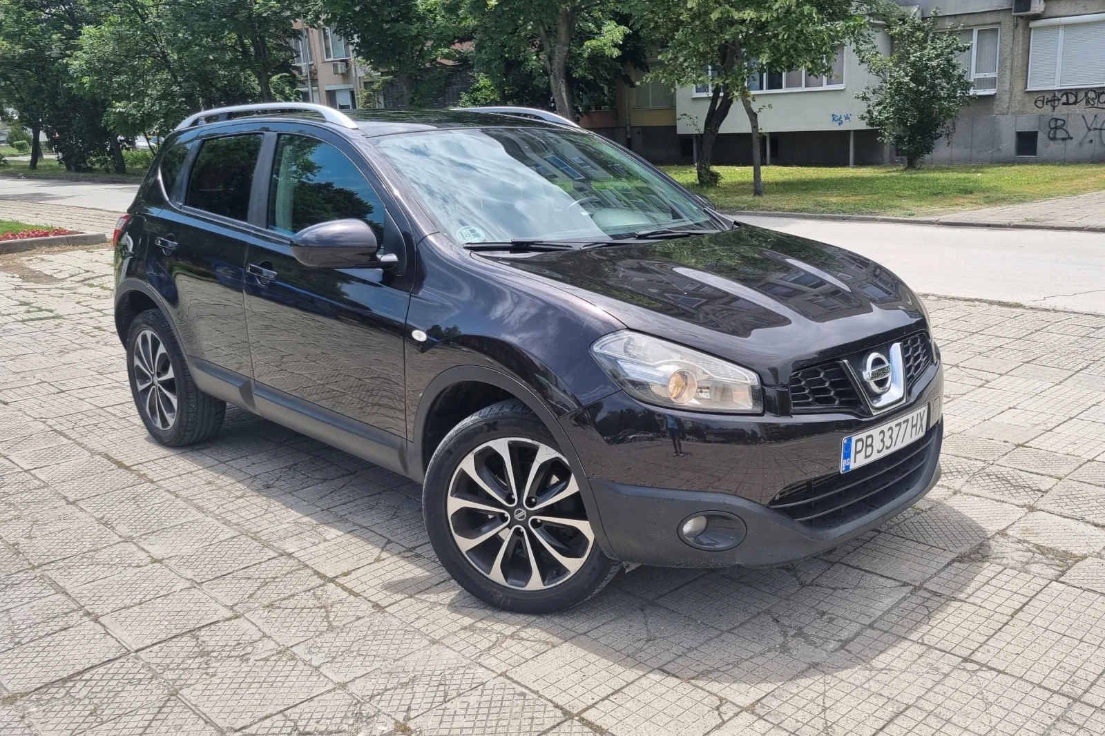 Nissan Qashqai 2.0DCI/TEKNA/PANO/4x4/AVTOMAT - изображение 2