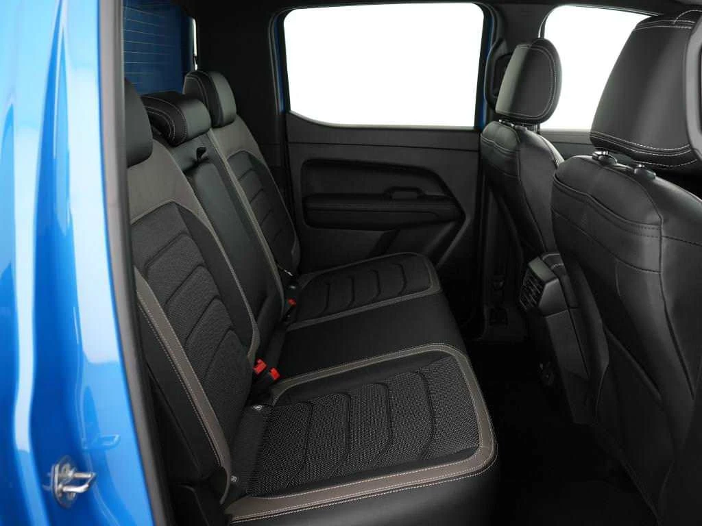 VW Amarok AVENTURA* IQ HD MATRIX* HEAD UP* 360!!! - изображение 4