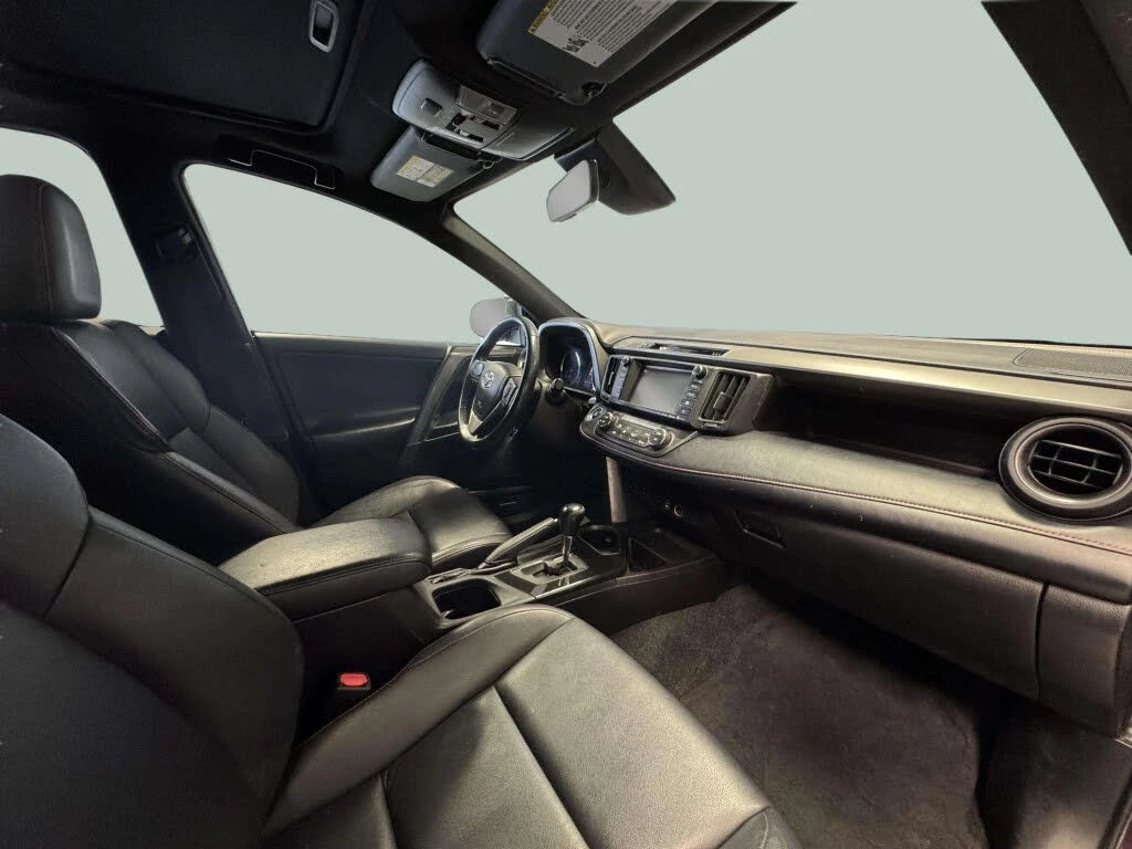 Toyota Rav4 АвтоКредит* (ЦЕНА ДО БГ), снимка 11 - Автомобили и джипове - 54070219