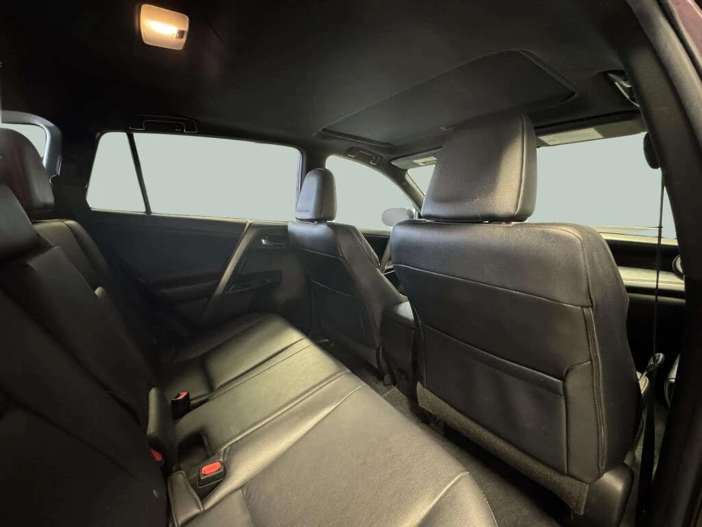 Toyota Rav4 АвтоКредит* (ЦЕНА ДО БГ), снимка 12 - Автомобили и джипове - 54070219