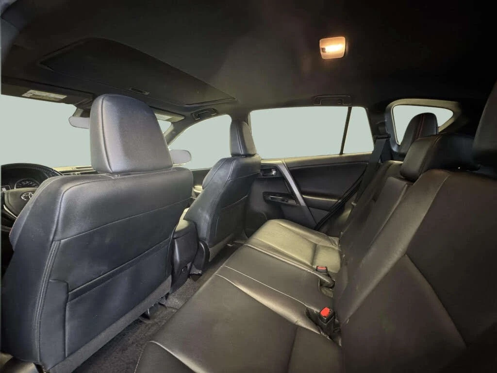 Toyota Rav4 АвтоКредит* (ЦЕНА ДО БГ), снимка 13 - Автомобили и джипове - 54070219