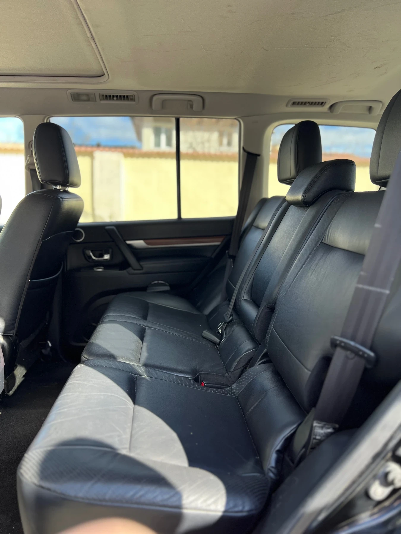 Mitsubishi Pajero Pajero, снимка 10 - Автомобили и джипове - 54124036