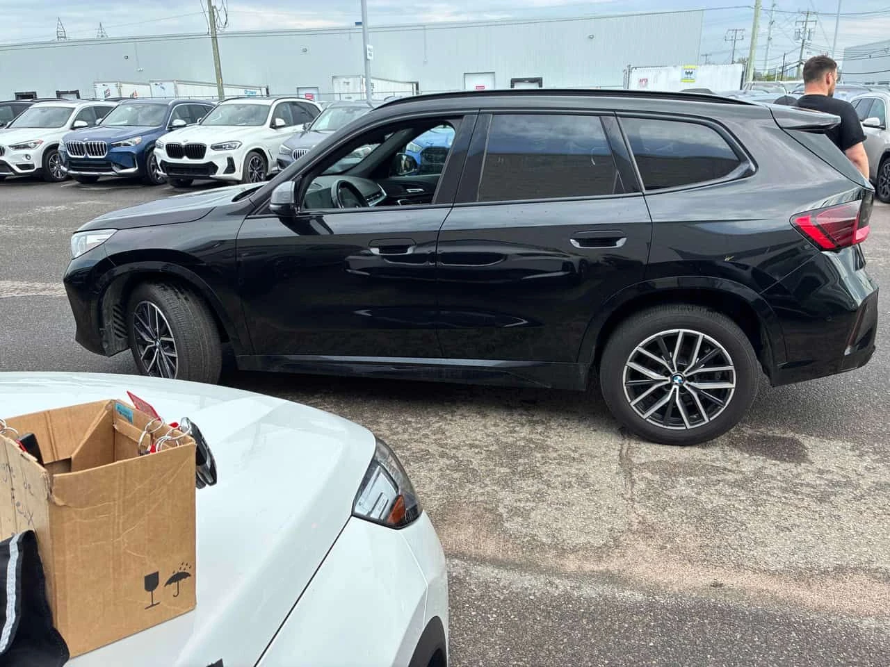 BMW X1 xDrive28i/ПАНОРАМА/ПРЕДСТАВИТЕЛСТВО НА BMW, снимка 3 - Автомобили и джипове - 54688687