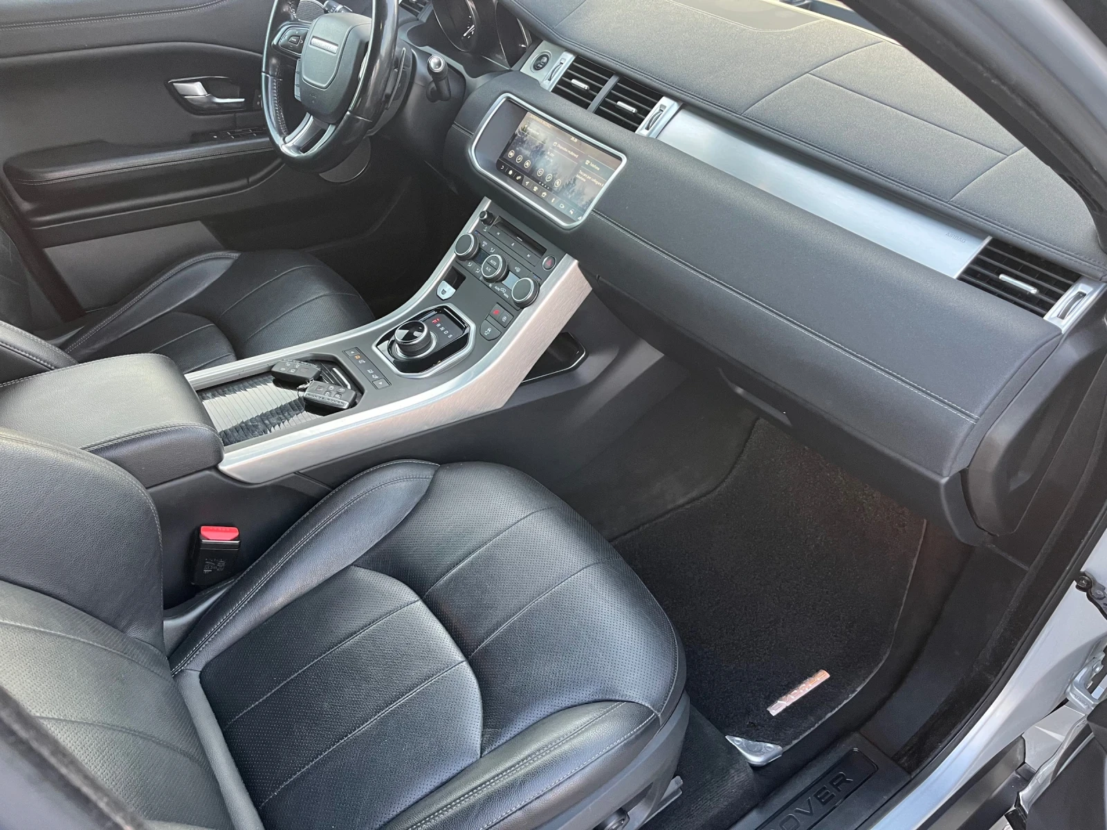 Land Rover Range Rover Evoque 2.0D.Dinamic.Отличен.Собствен лизинг!!!, снимка 11 - Автомобили и джипове - 55467462
