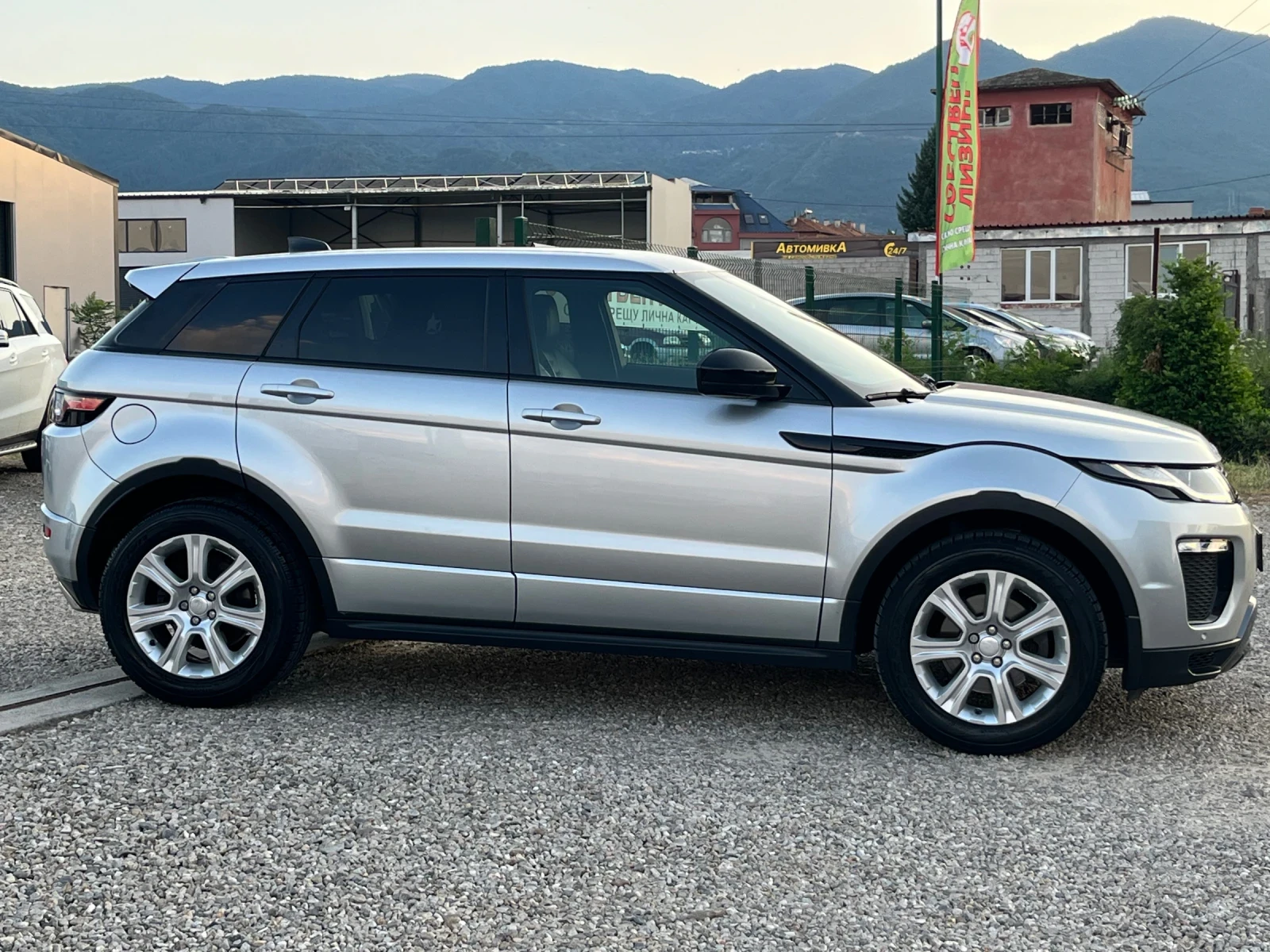 Land Rover Range Rover Evoque 2.0D.Dinamic.Отличен.Собствен лизинг!!!, снимка 7 - Автомобили и джипове - 55467462