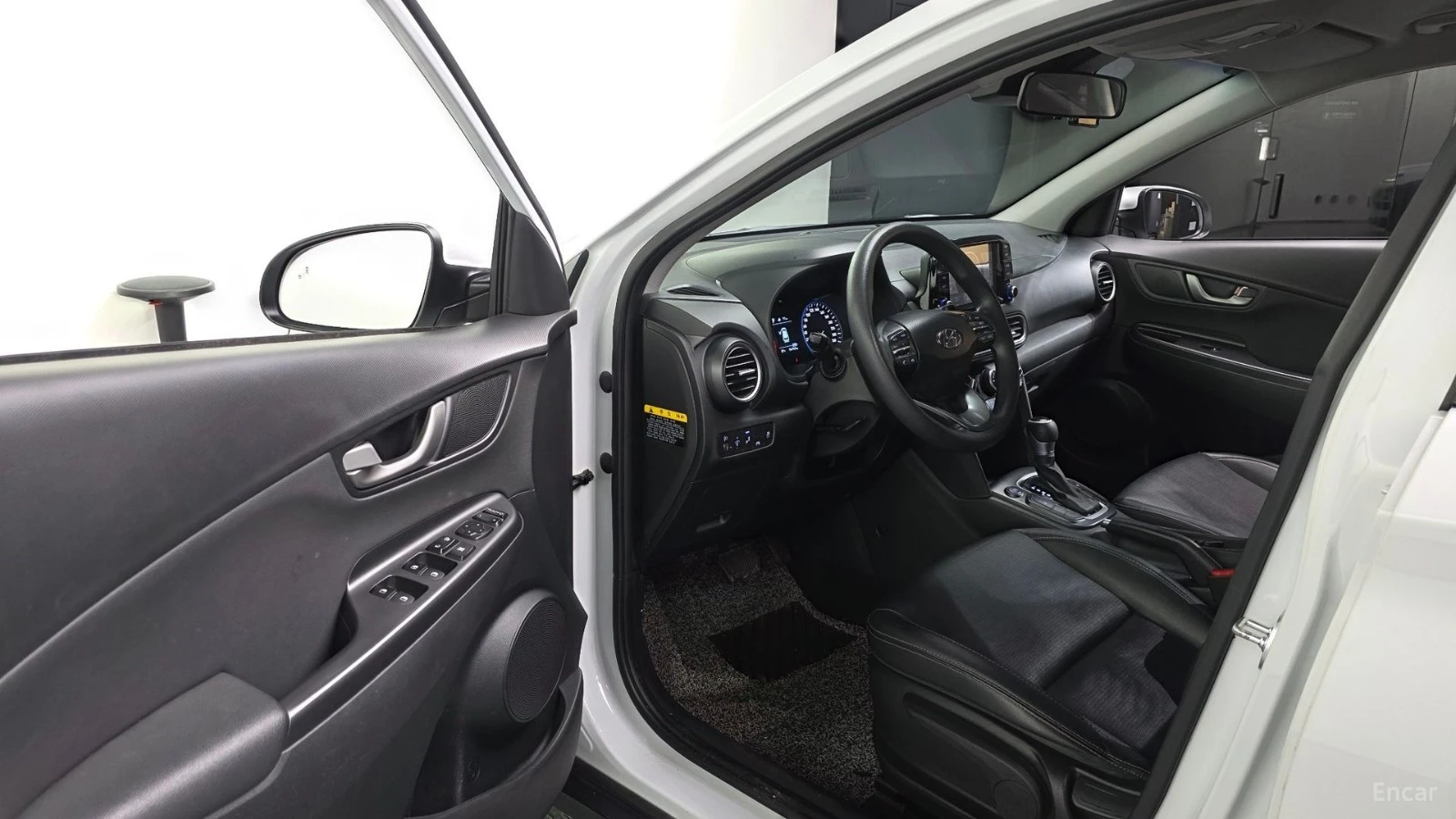 Hyundai Kona 1.6 Turbo 2WD Modern* КОЖА* ПОДГРЕВ* КАМЕРА, снимка 8 - Автомобили и джипове - 55537187