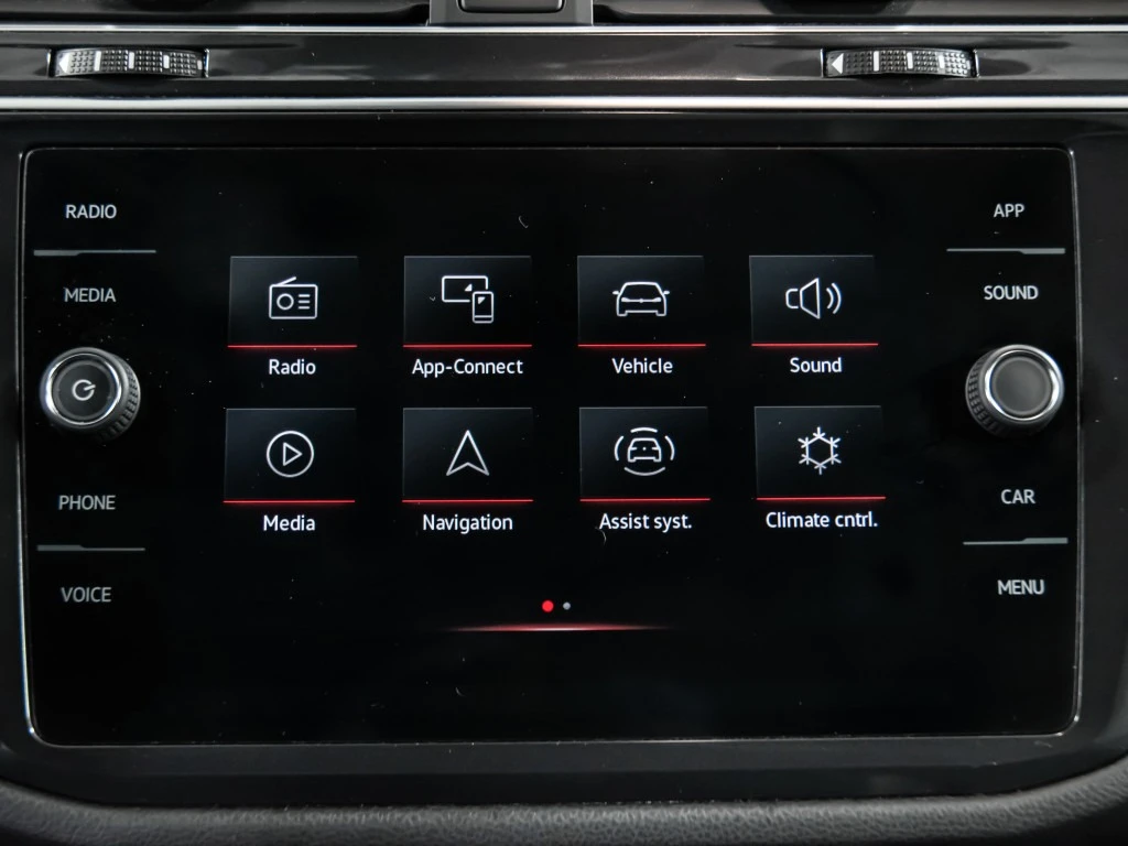 VW Tiguan R-Line Black Edition 4MOTION, снимка 13 - Автомобили и джипове - 55615460