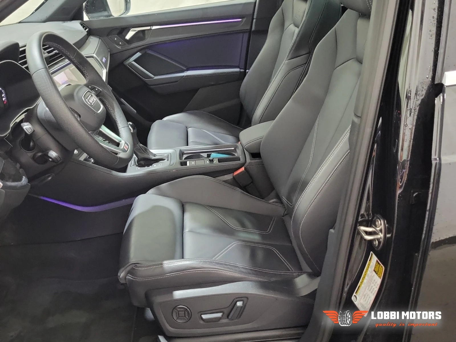 Audi Q3, снимка 5 - Автомобили и джипове - 55928883