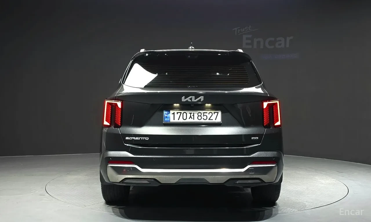 Kia Sorento AWD NOBLESSE| HEADS UP| 360| DISTO| ОБУХ| NO ACCID, снимка 2 - Автомобили и джипове - 56037430