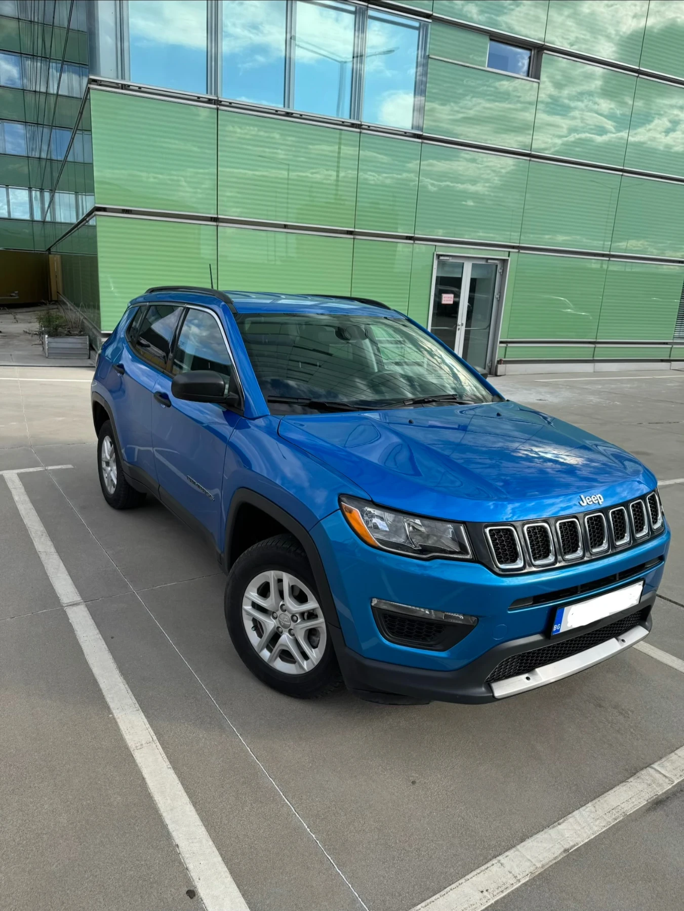 Jeep Compass, снимка 2 - Автомобили и джипове - 56246243