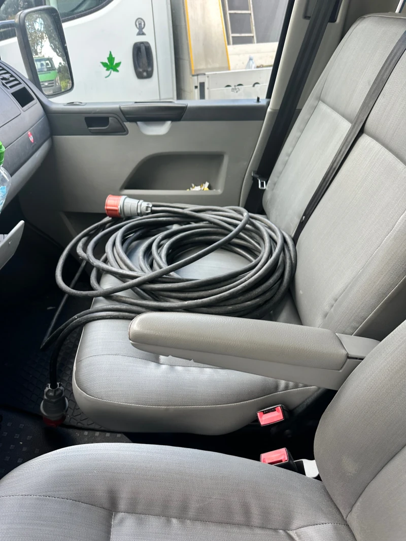 VW Transporter Хладилен за разнос, снимка 4 - Бусове и автобуси - 52596187