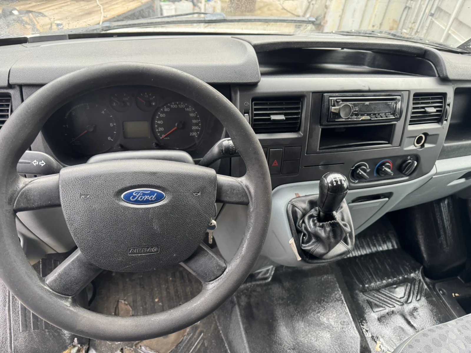 Ford Transit 2.0 85к.с. - изображение 3