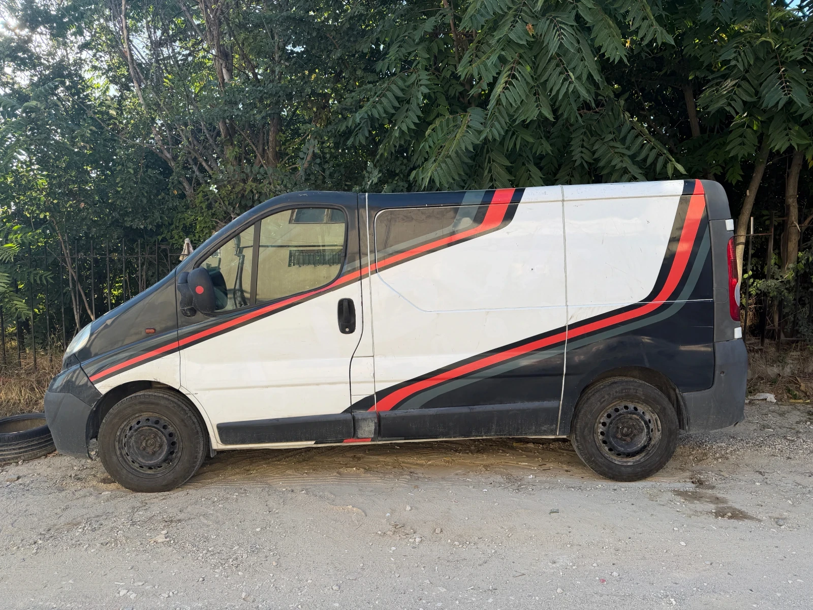 Opel Vivaro 2.0, снимка 3 - Бусове и автобуси - 55768689