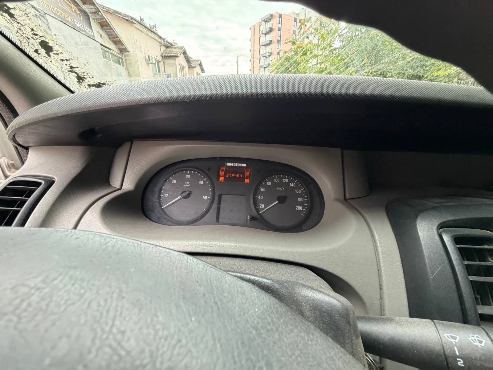 Opel Vivaro 2.0, снимка 6 - Бусове и автобуси - 55768689