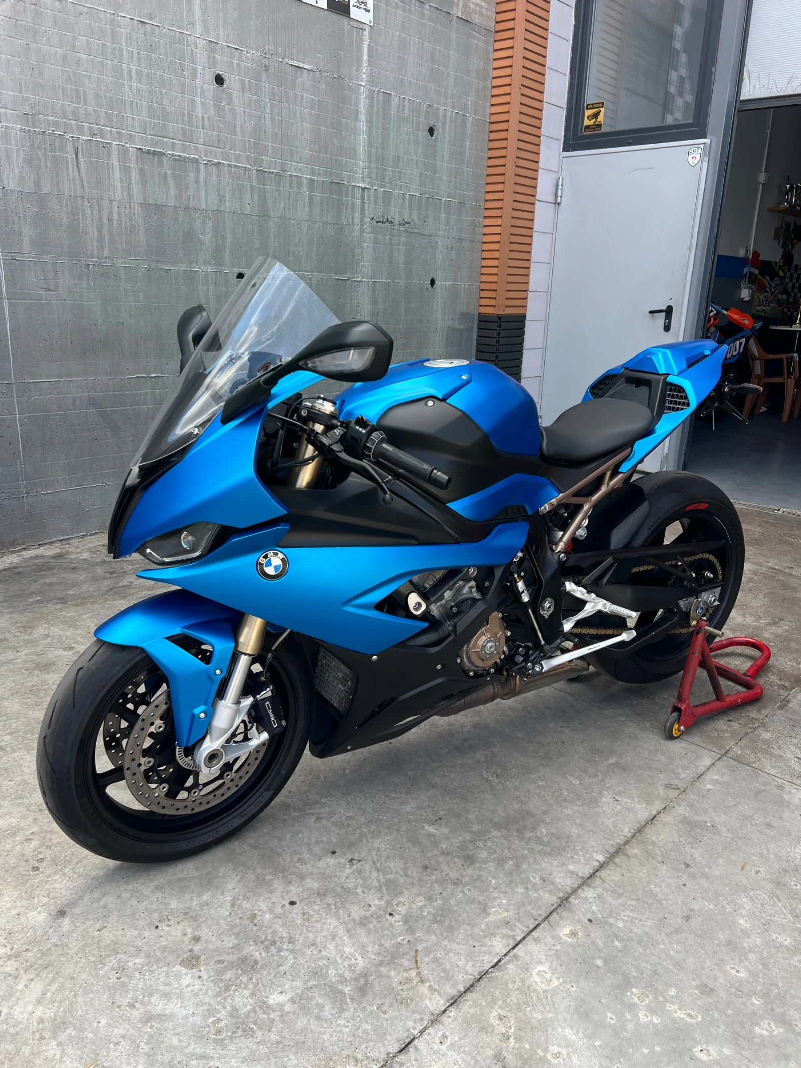 BMW S 1000RR Лизинг - изображение 2