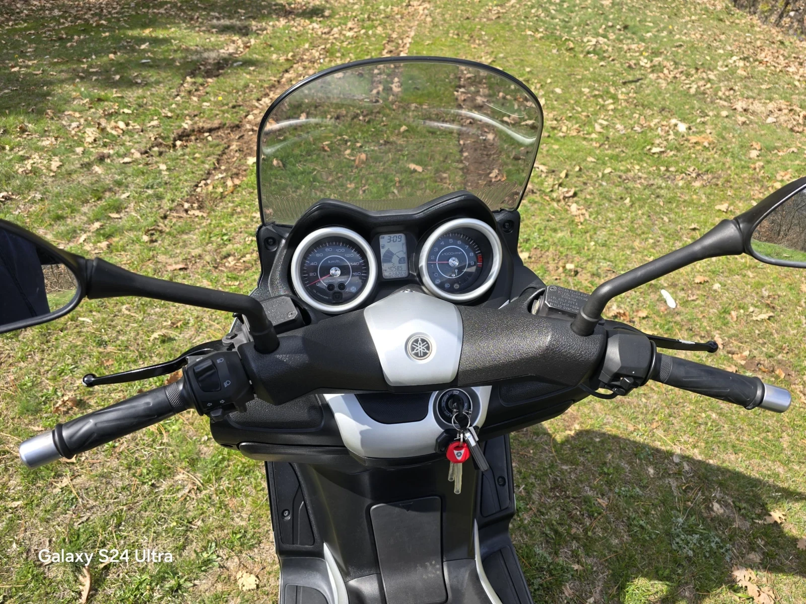 Yamaha X-max 250i - изображение 8