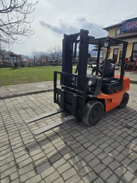 Мотокар Toyota Бензин, 2.5 тон с изравнител, снимка 2