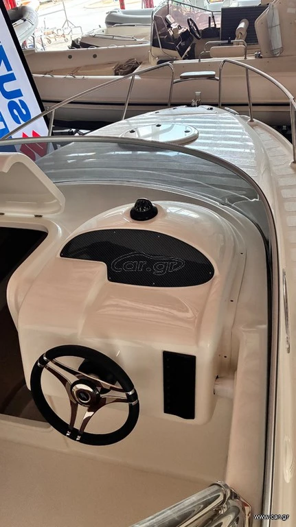 Лодка Mingolla  CORALLO 22, снимка 16 - Воден транспорт - 53780612