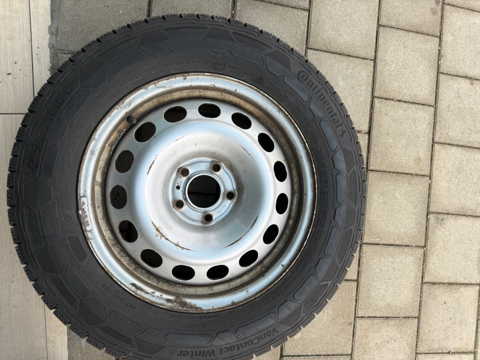 ���� � ������ 215/65R16 | Mobile.bg � ����������� 2
