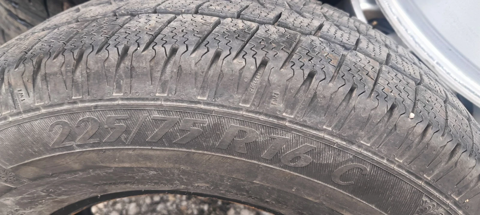 ���� 225/75R16 | Mobile.bg � ����������� 2