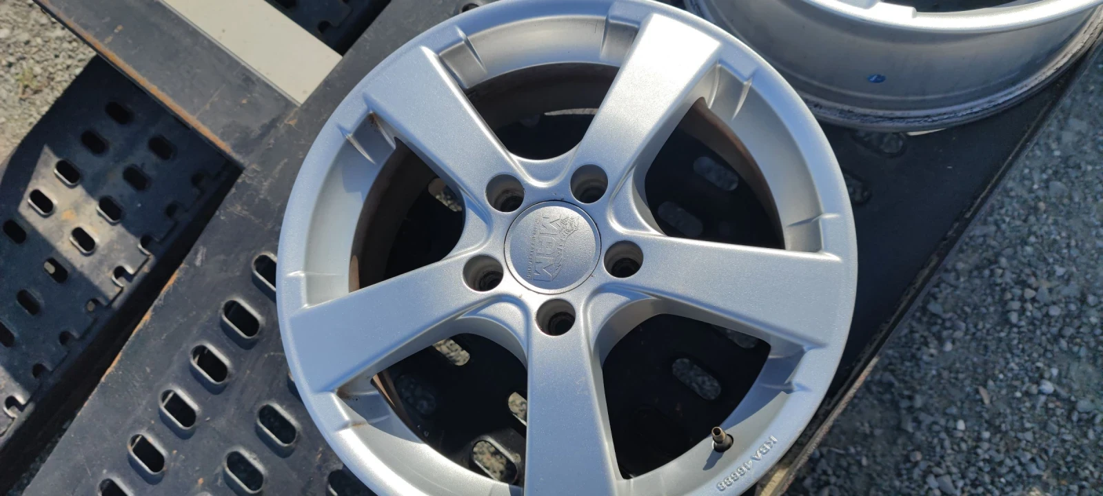 Джанти за VW, снимка 4 - Гуми и джанти - 54346003