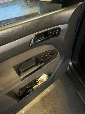 VW Touran - 3900 € / 7627.74 лв. - 41202507 7