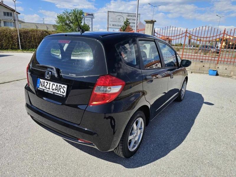 Honda Jazz 1.2i-vtec/FACELIFT, снимка 6 - Автомобили и джипове - 45538654