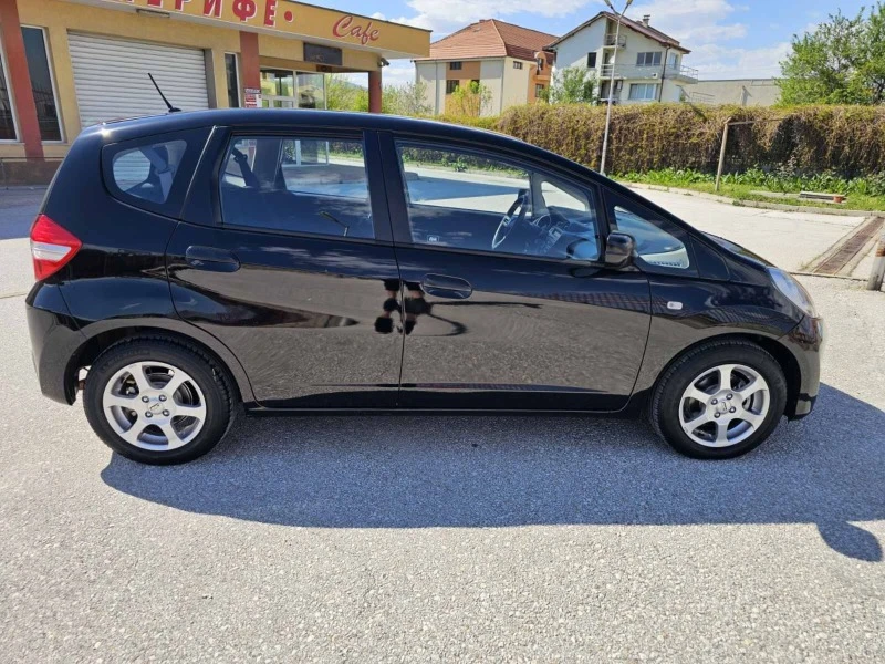 Honda Jazz 1.2i-vtec/FACELIFT, снимка 7 - Автомобили и джипове - 45538654