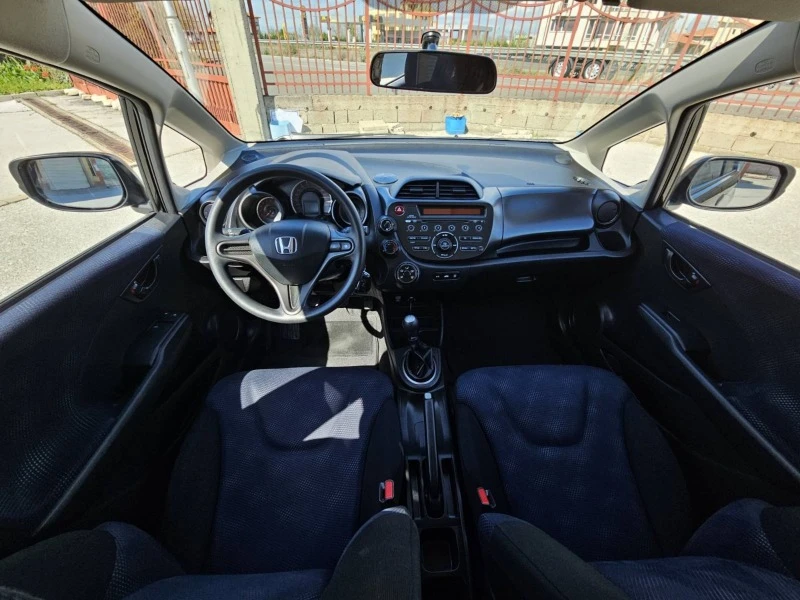 Honda Jazz 1.2i-vtec/FACELIFT, снимка 11 - Автомобили и джипове - 45538654