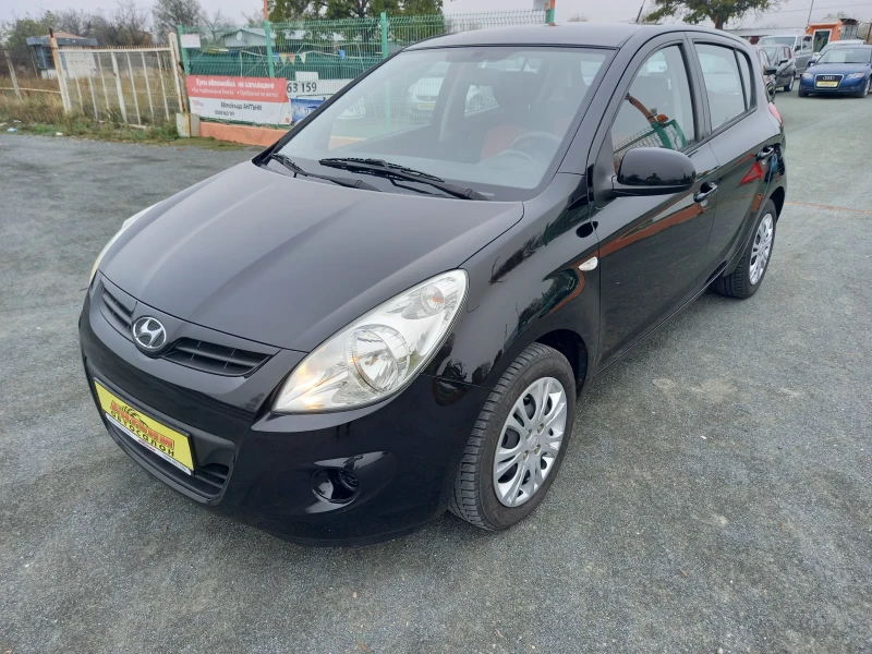 Hyundai I20 1.3 КЛИМА ТОП, снимка 3 - Автомобили и джипове - 47482364