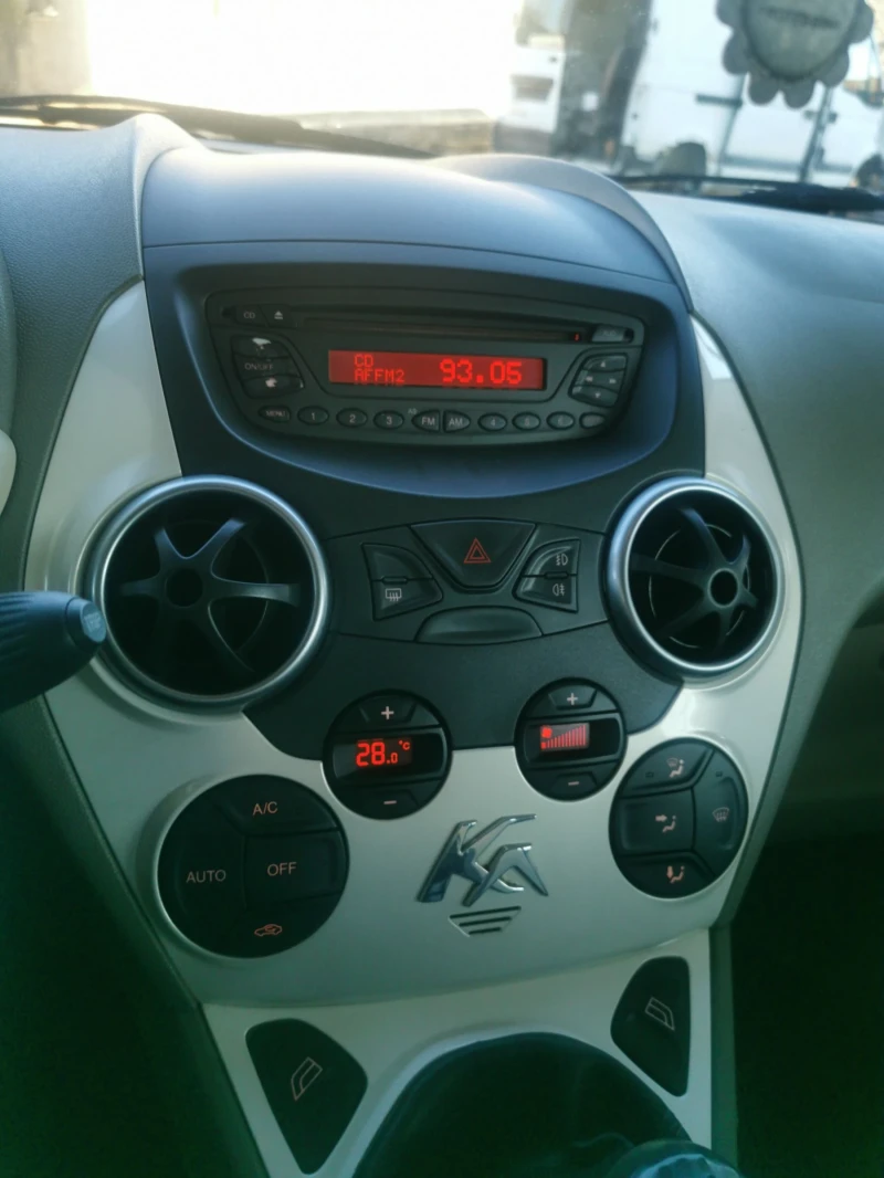 Ford Ka 1.2 бензин , снимка 10 - Автомобили и джипове - 48365769