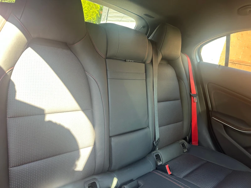 Mercedes-Benz A45 AMG, снимка 7 - Автомобили и джипове - 51966314
