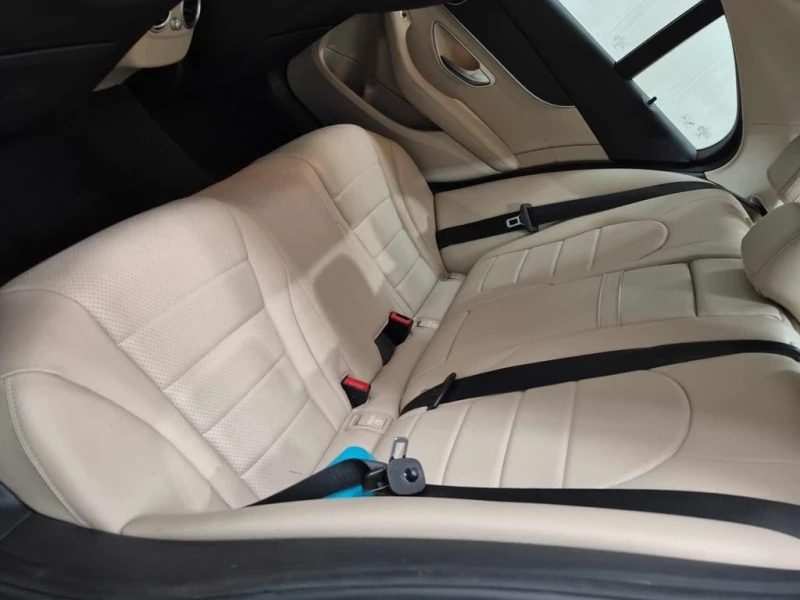 Mercedes-Benz C 300 * CARFAX * ЦЕНА ДО БГ, снимка 14 - Автомобили и джипове - 52867434