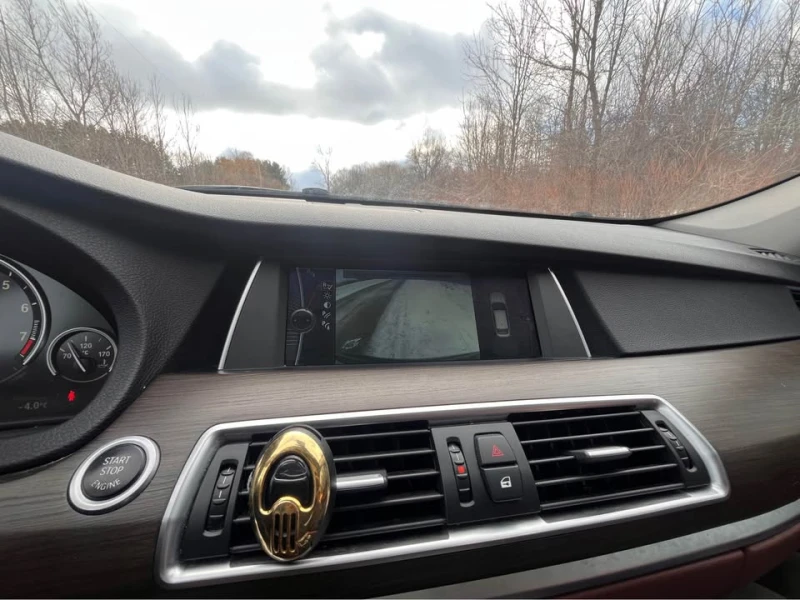 BMW 5 Gran Turismo CARFAX* АВТОФИНАНСИРАНЕ БЕЗ ПЪРВОНАЧАЛНА ВНОСКА, снимка 7 - Автомобили и джипове - 52953761