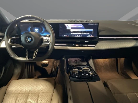 BMW 520 i = M-Sport = Shadow Line Гаранция - изображение 8