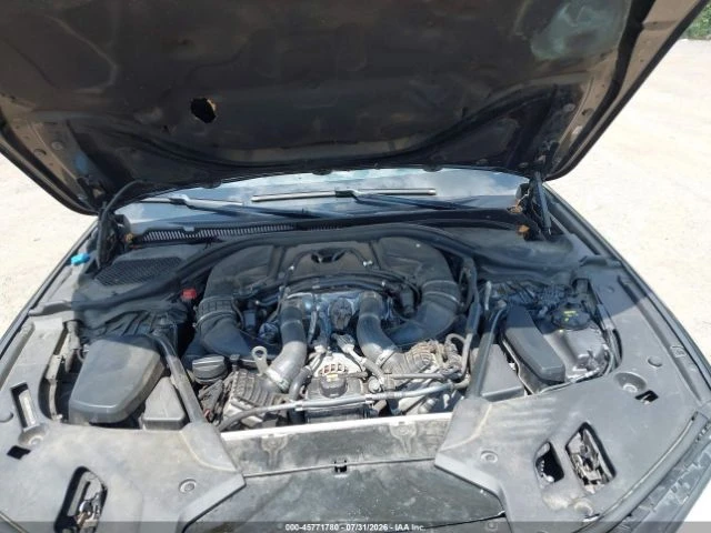 BMW 550 М-Performance V8* 360* ДИСТРОНИК* КРАЙНА ЦЕНА КЛИП, снимка 11 - Автомобили и джипове - 55845532