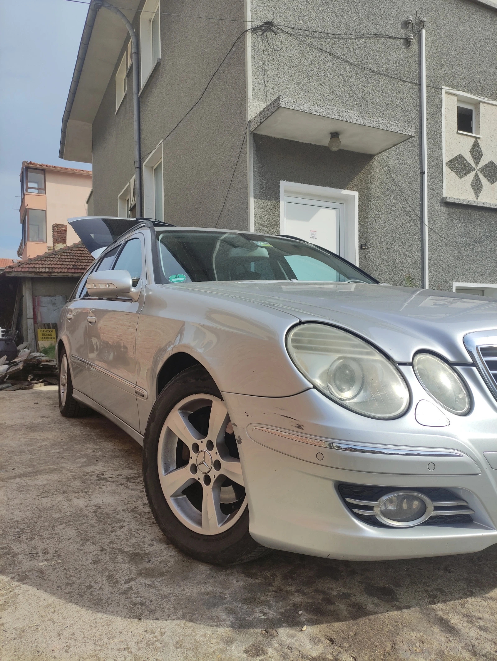 Mercedes-Benz E 280, снимка 1